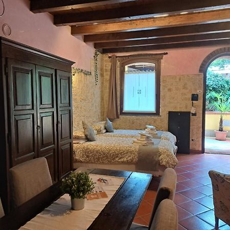 Monolocale Elvira Abbadesse Guest House Milan Exterior photo